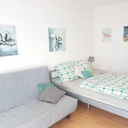Stunning In Nearby Castle Apartment